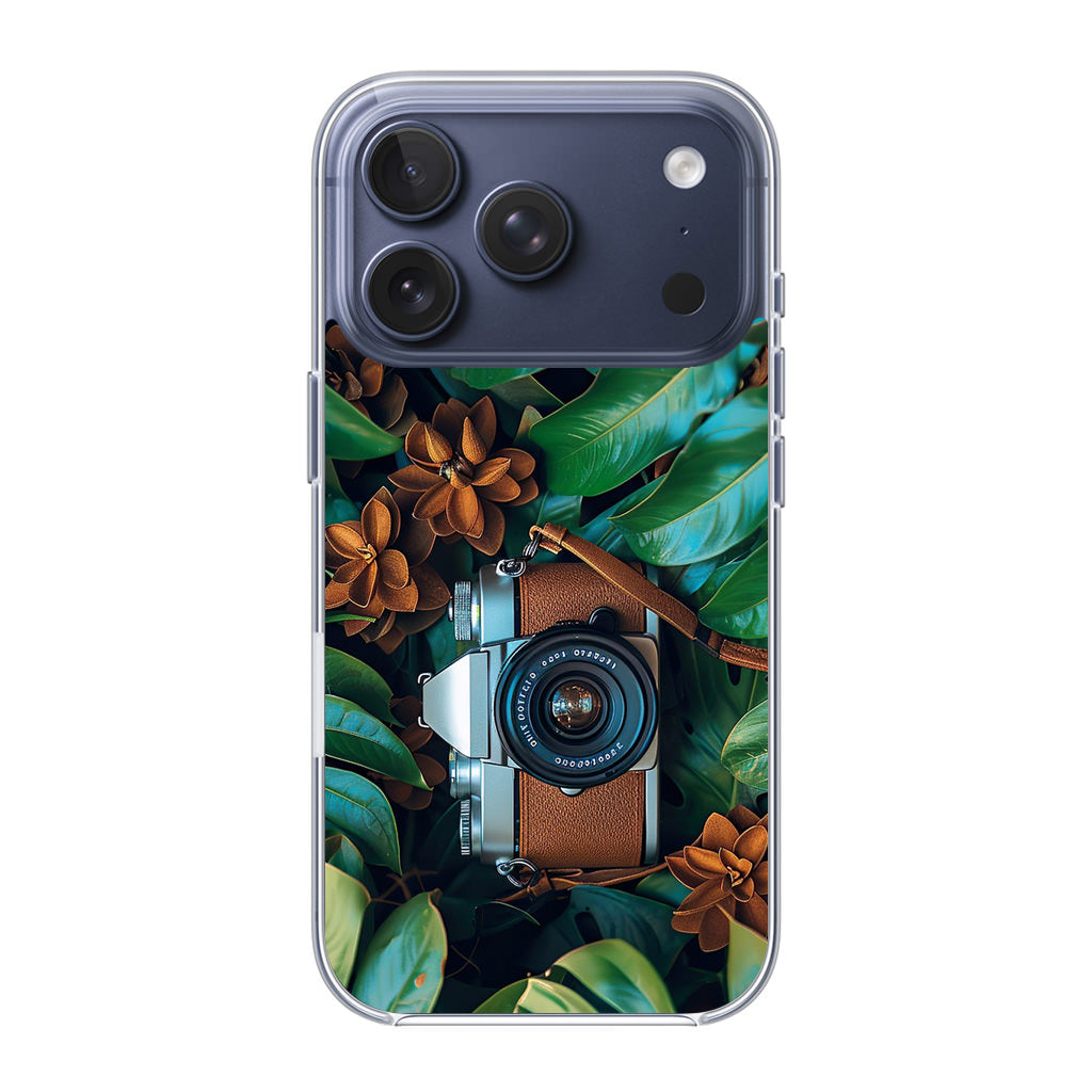 The Lens Between Leaves iPhone 17 Pro / 17 Pro Max Case