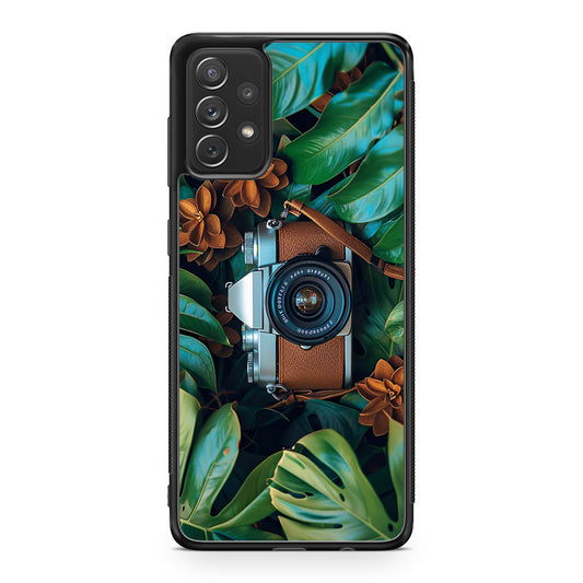 The Lens Between Leaves Galaxy A32 / A52 / A72 Case