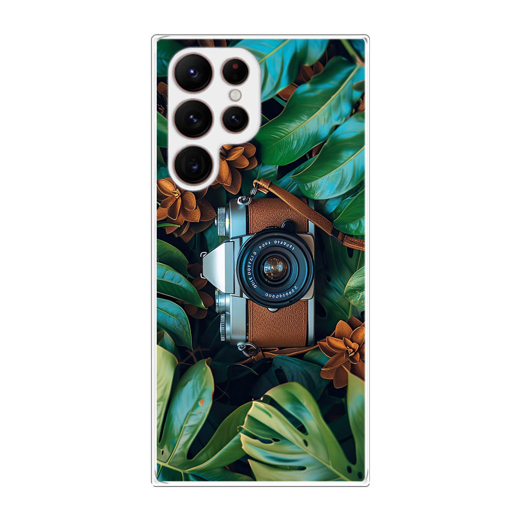 The Lens Between Leaves Samsung Galaxy S22 Ultra 5G Case