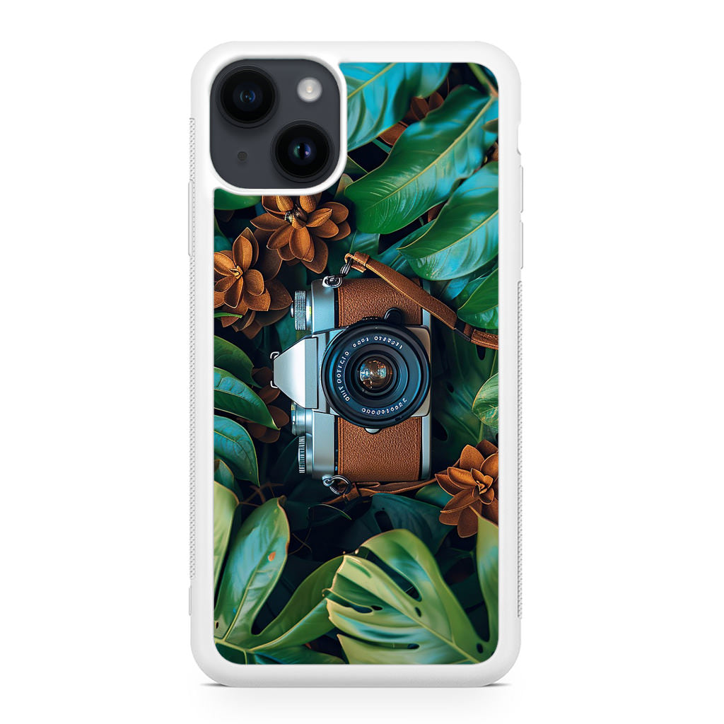 The Lens Between Leaves iPhone 14 / 14 Plus Case