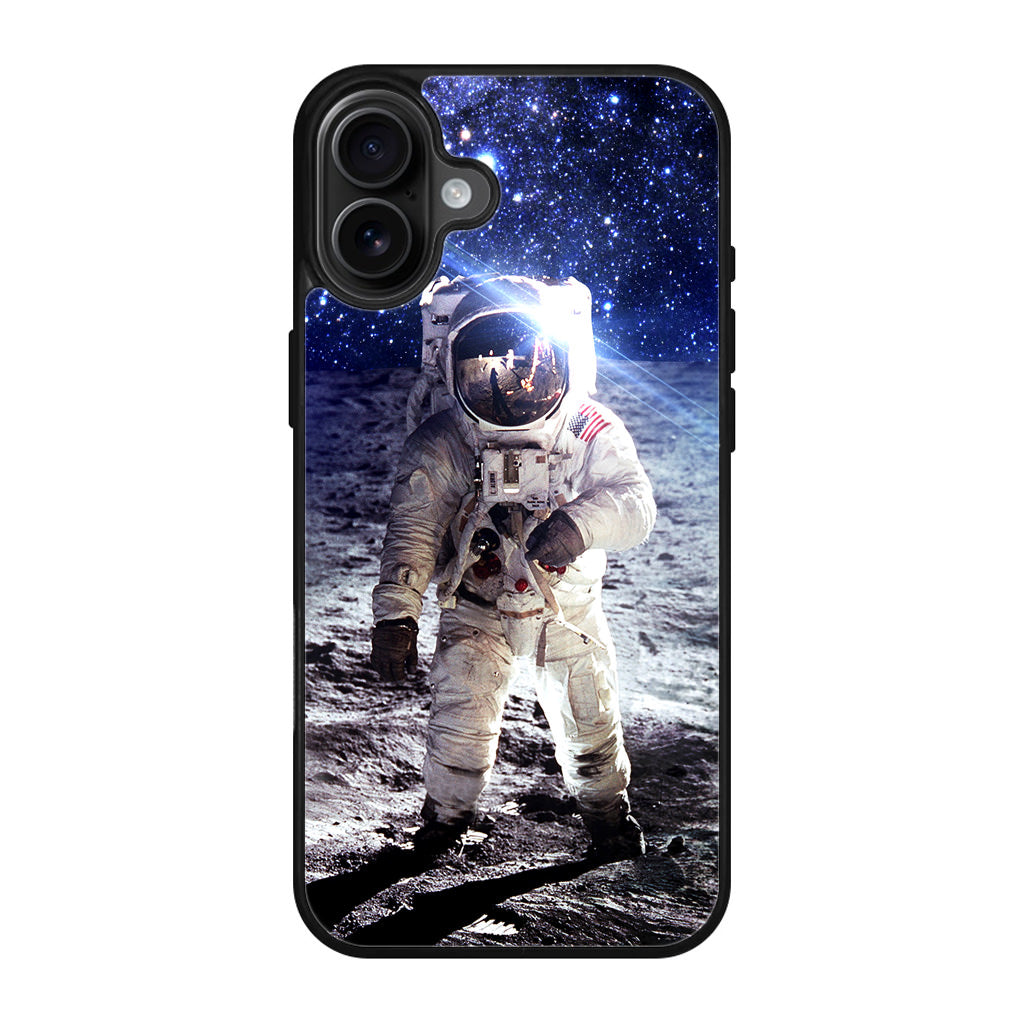 Astronaut Space Moon iPhone 17 Case