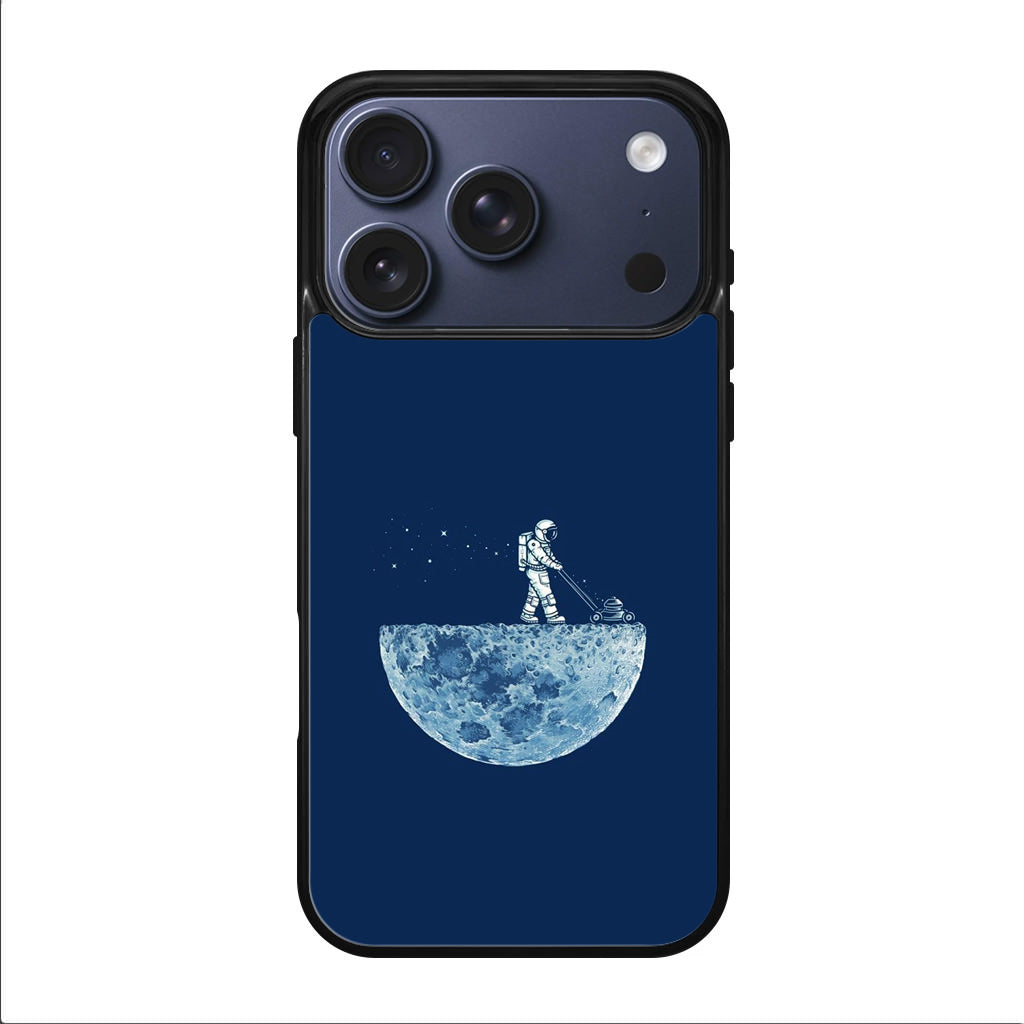 Astronaut Mowing The Moon iPhone 17 Pro / 17 Pro Max Case