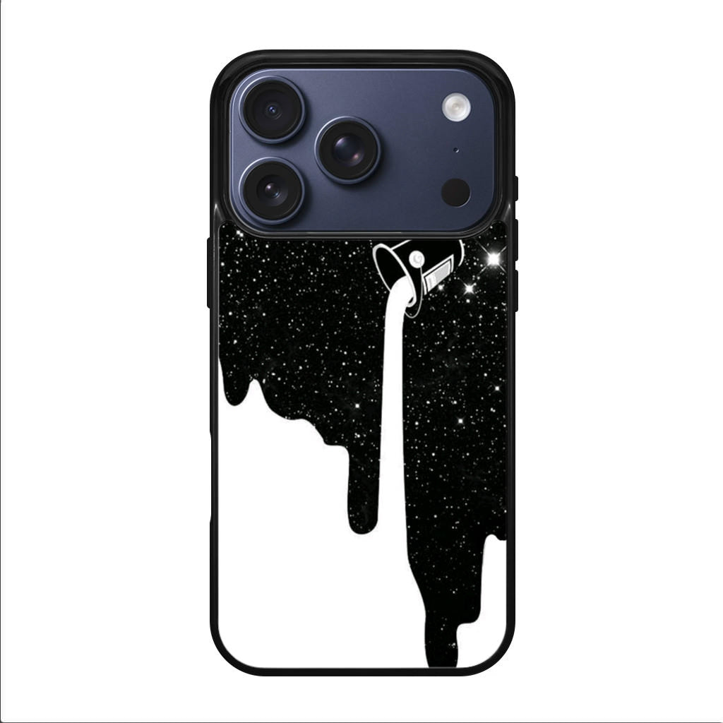 Pouring Milk Into Galaxy iPhone 17 Pro / 17 Pro Max Case