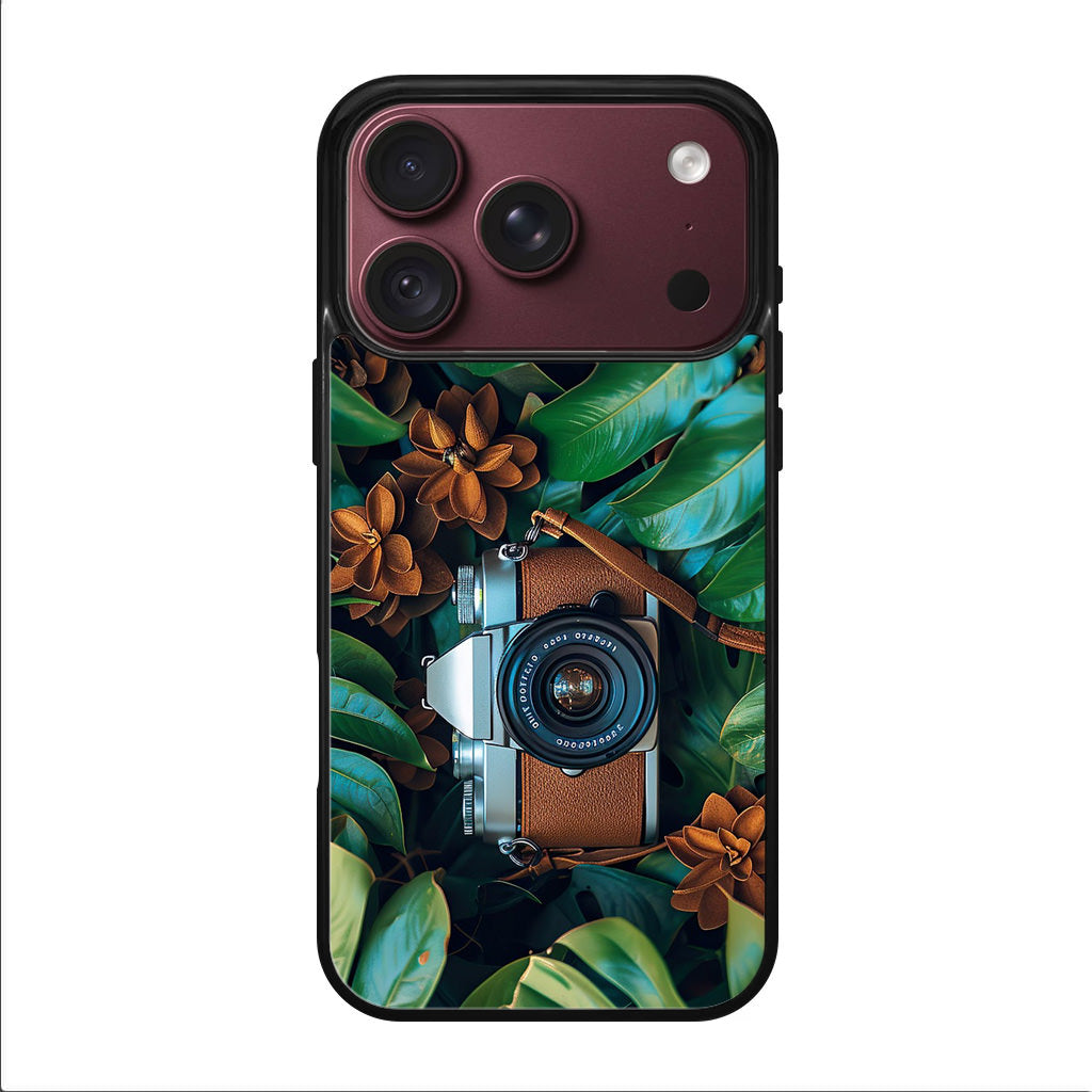 The Lens Between Leaves iPhone 18 Pro / 18 Pro Max Case