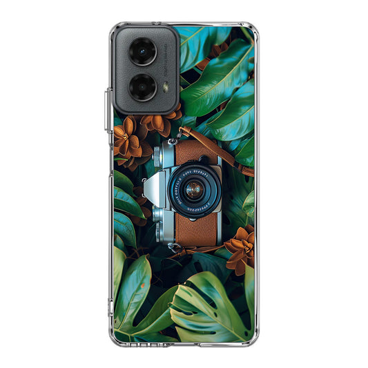 The Lens Between Leaves Motorola Moto G 5G 2024 Case
