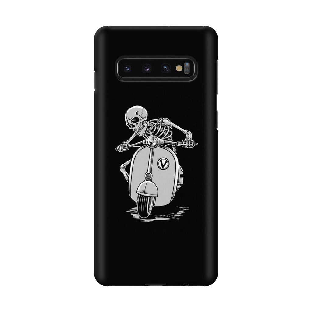 Skeleton Rides Scooter Galaxy S10 Case