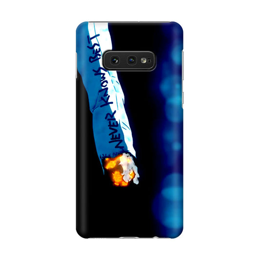 Never Knows Best Galaxy S10e Case
