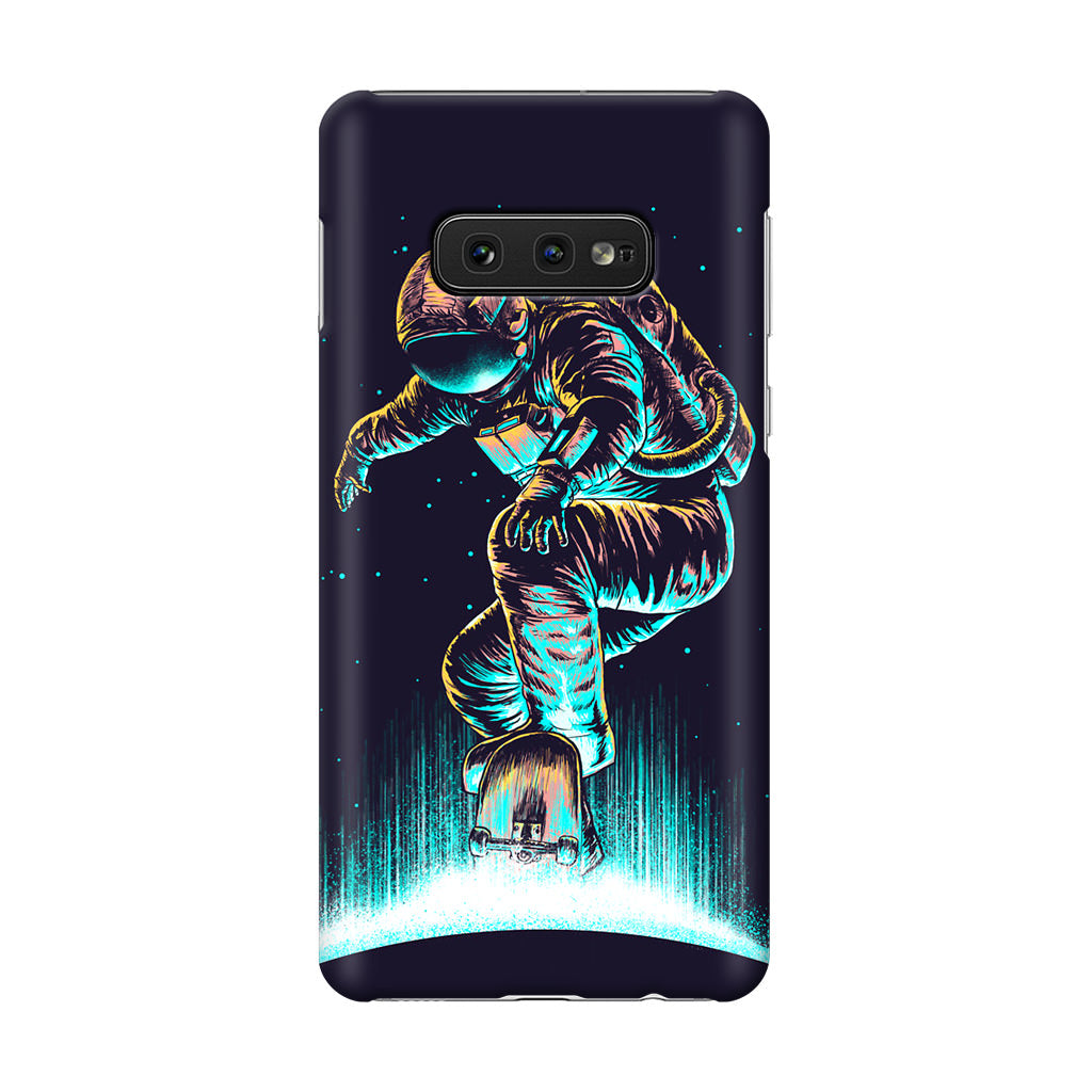 Space Skatter Galaxy S10e Case