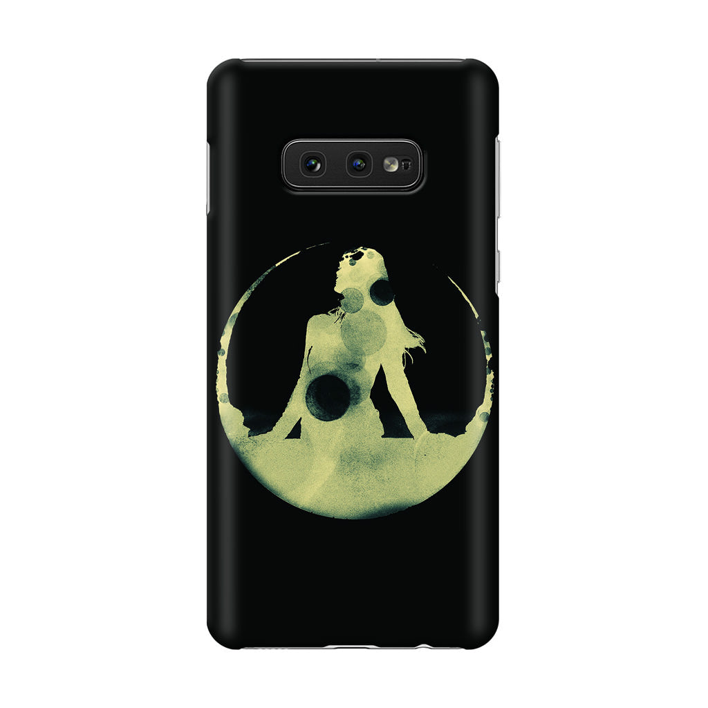 Tycho Costalbrake Dark Green Girl Galaxy S10e Case