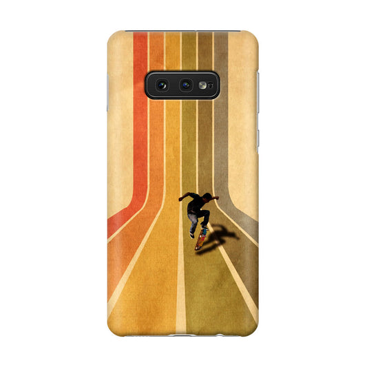 Vintage Skateboard On Colorful Stipe Runway Galaxy S10e Case