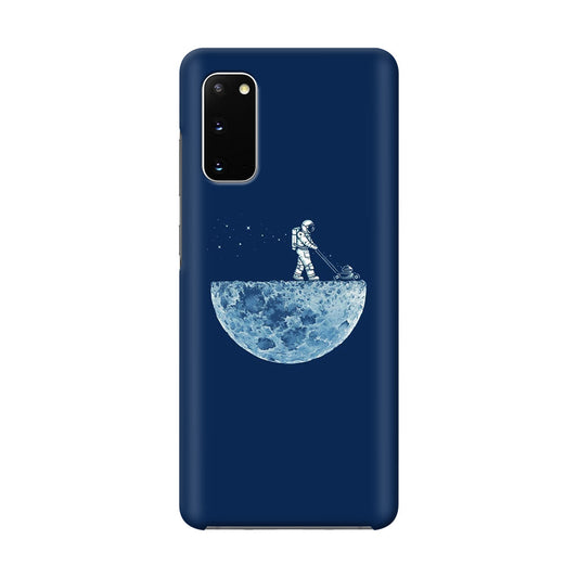 Astronaut Mowing The Moon Galaxy S20 Case