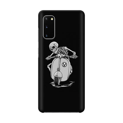 Skeleton Rides Scooter Galaxy S20 Case