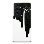 Pouring Milk Into Galaxy Galaxy S21 Ultra Case
