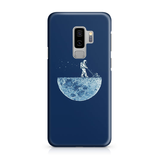 Astronaut Mowing The Moon Galaxy S9 Plus Case