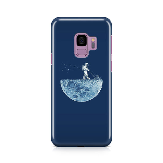 Astronaut Mowing The Moon Galaxy S9 Case