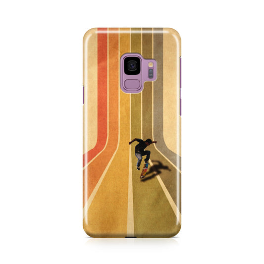 Vintage Skateboard On Colorful Stipe Runway Galaxy S9 Case