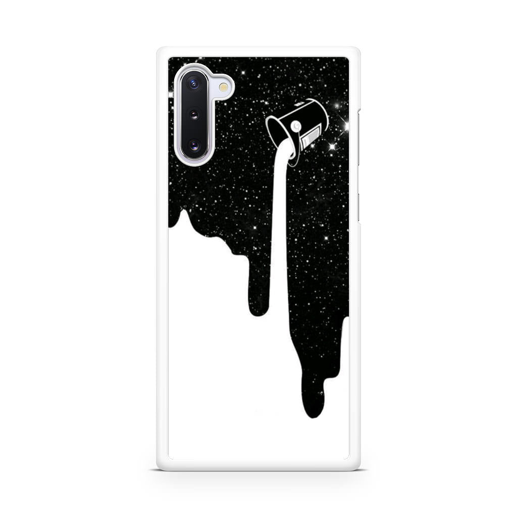 Pouring Milk Into Galaxy Galaxy Note 10 Case