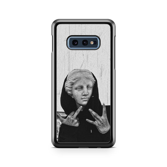 Greek Statue Wearing Hoodie Galaxy S10e Case