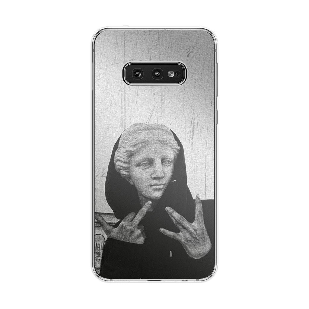 Greek Statue Wearing Hoodie Galaxy S10e Case