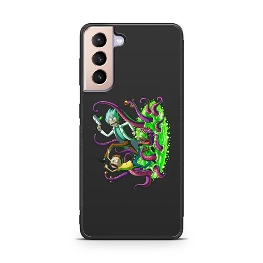Rick And Morty Pass Through The Portal Galaxy S21 / S21 Plus / S21 FE 5G Case