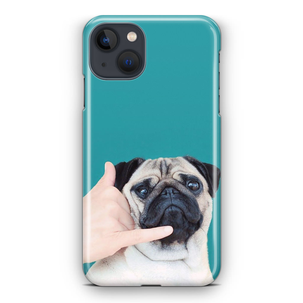 Pug is on the Phone iPhone 13 / 13 mini Case