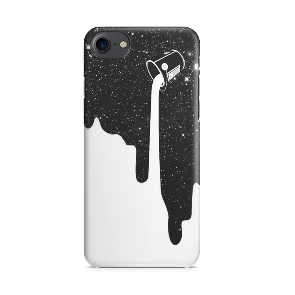 Pouring Milk Into Galaxy iPhone SE 3rd Gen 2022 Case