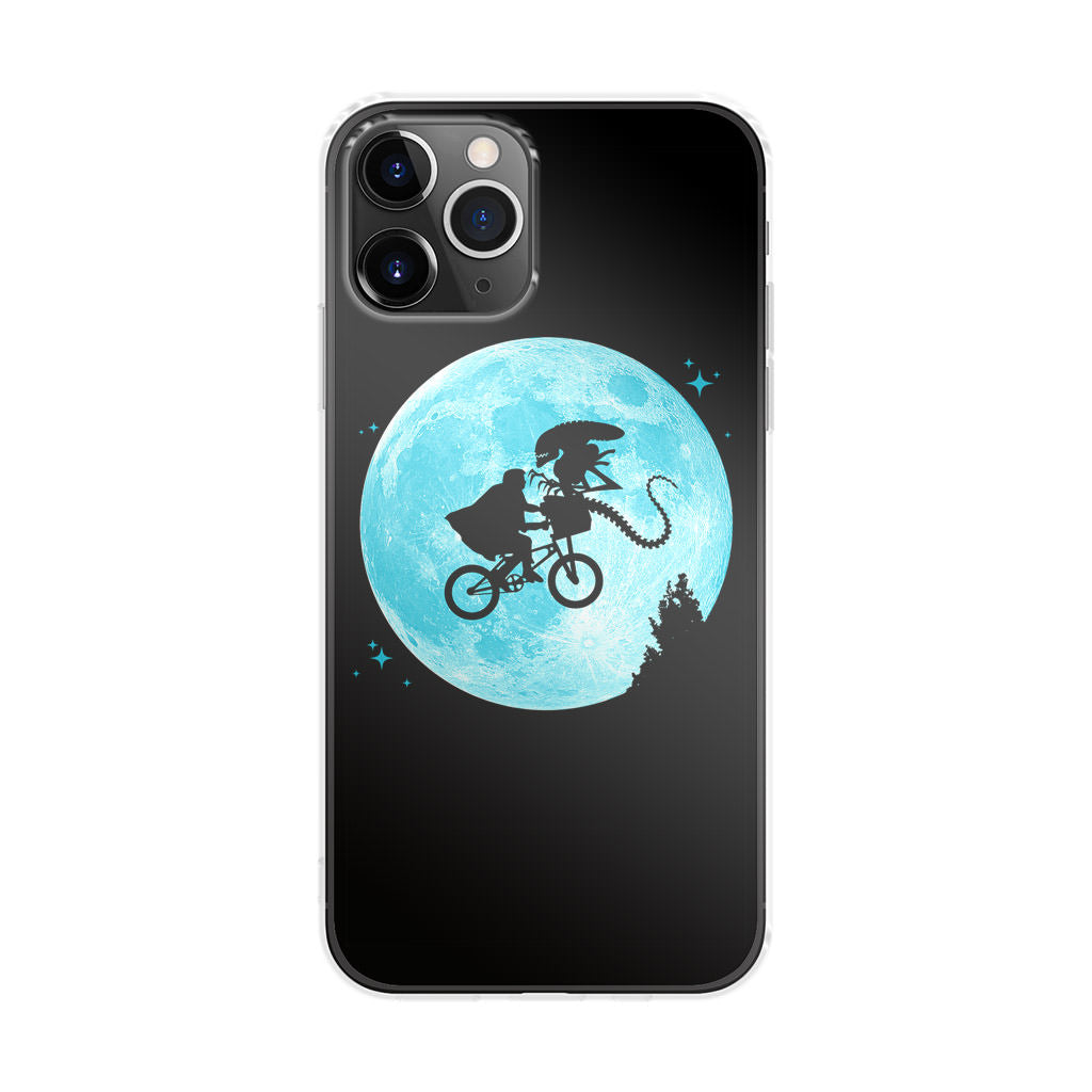 Alien Bike to the Moon iPhone 11 Pro Case