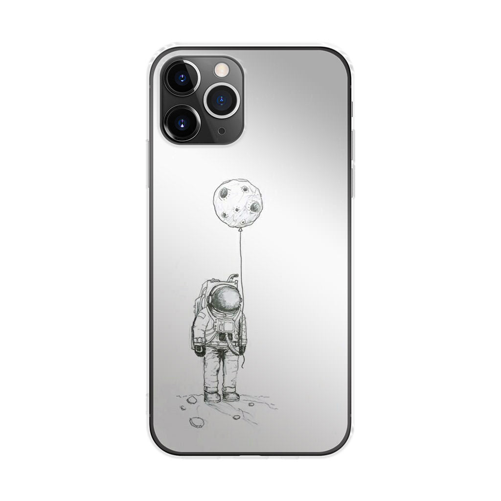 Astronaut Moon Balloon iPhone 11 Pro Case