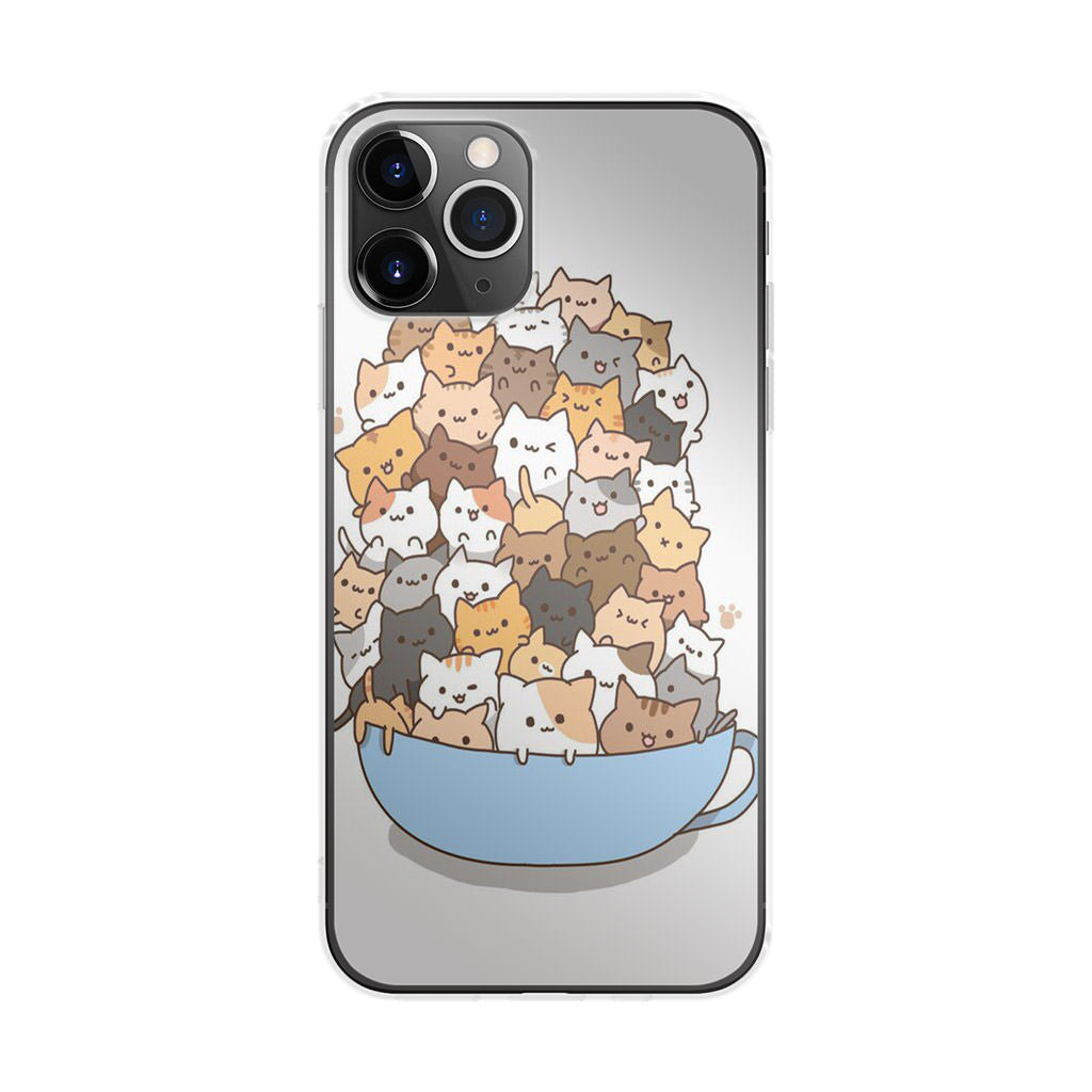 Cats on A Bowl iPhone 11 Pro Case