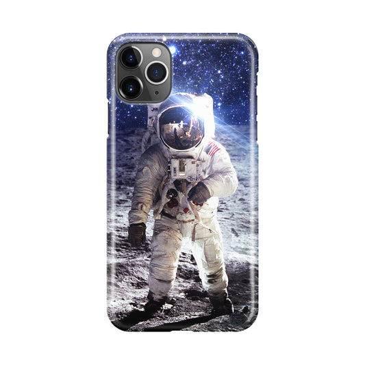 Astronaut Space Moon iPhone 11 Pro Case