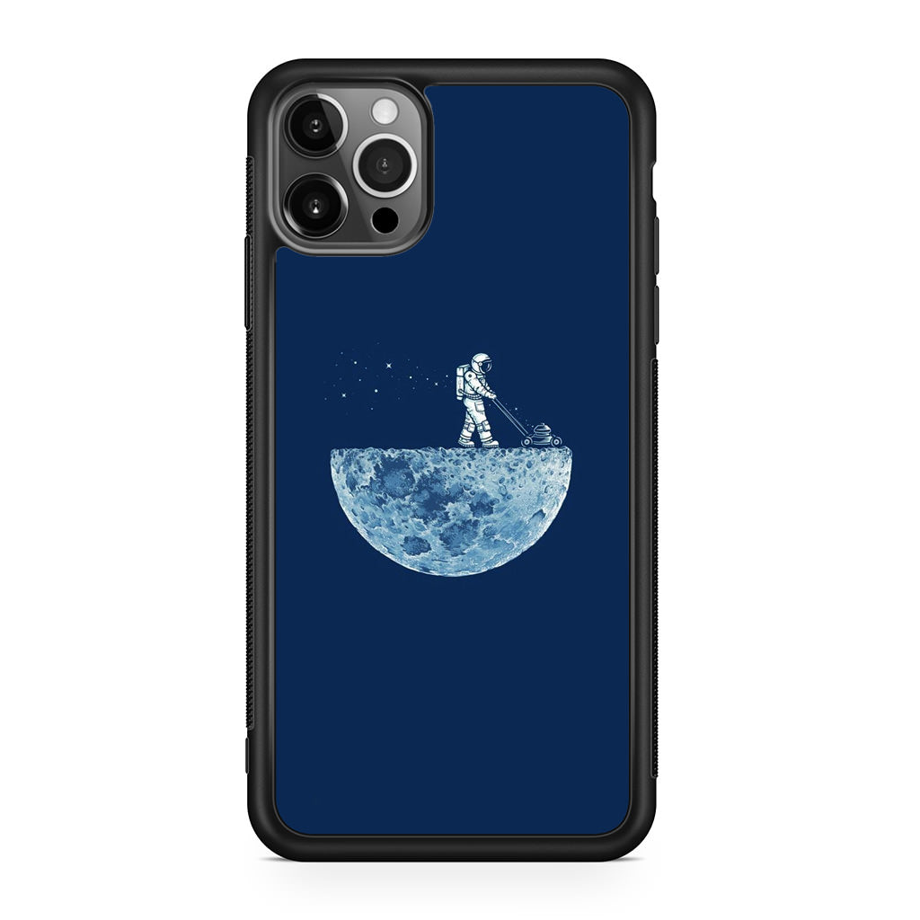 Astronaut Mowing The Moon iPhone 12 Pro Case