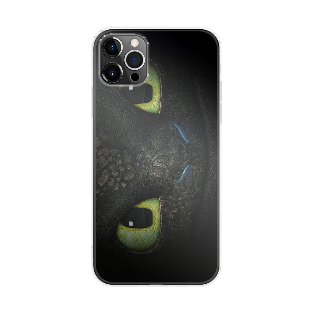 Toothless Dragon Eyes Close Up iPhone 12 Pro Case