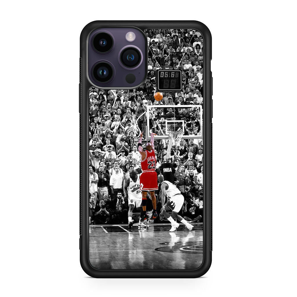 Michael Jordan Epic Shoot iPhone 14 Pro / 14 Pro Max Case