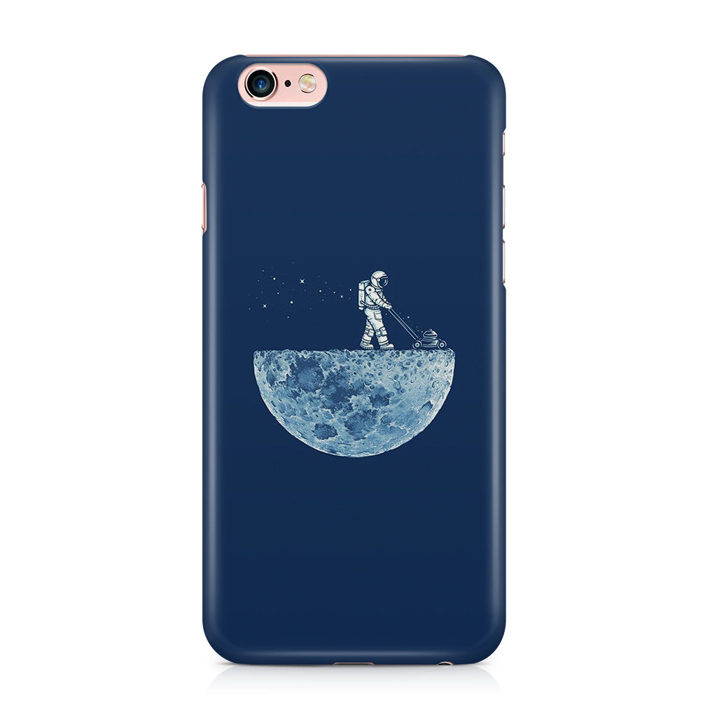 Astronaut Mowing The Moon iPhone 6 / 6s Plus Case