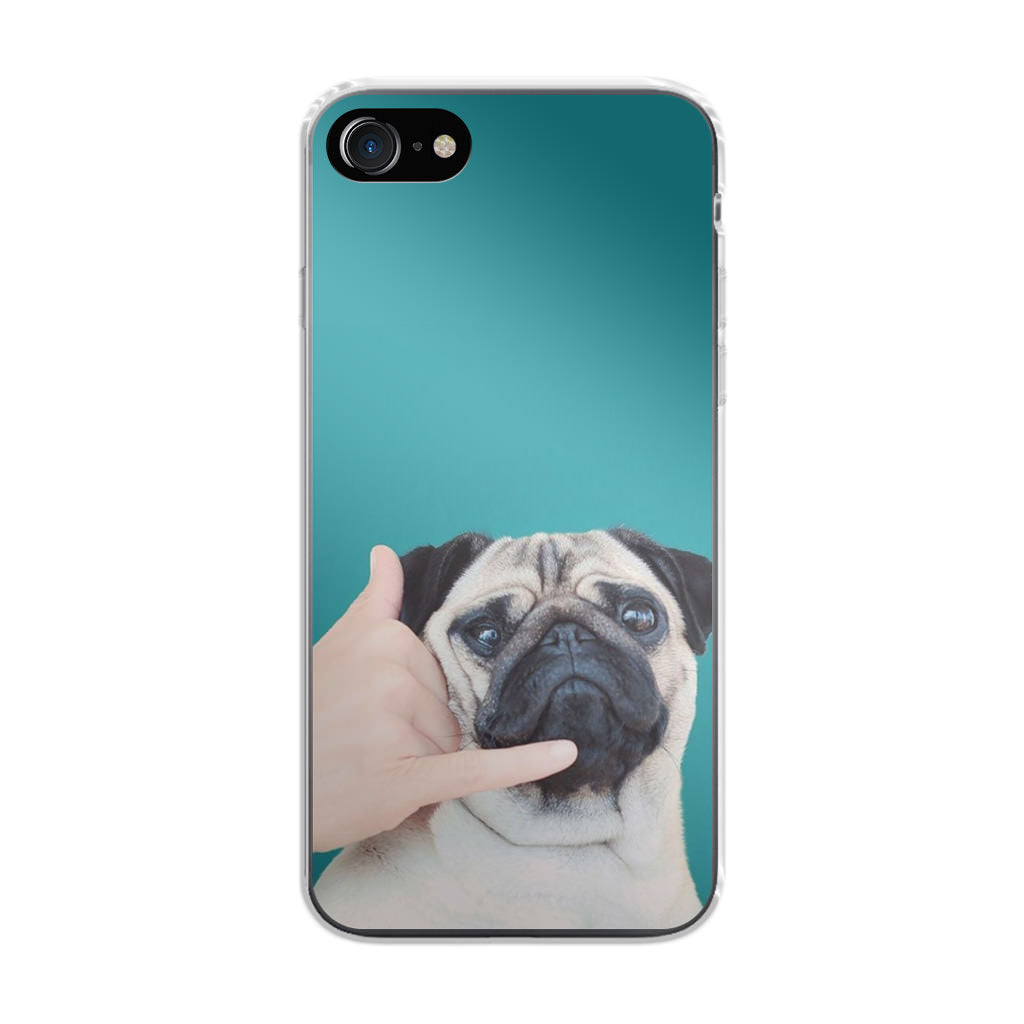 Pug is on the Phone iPhone 7 Case