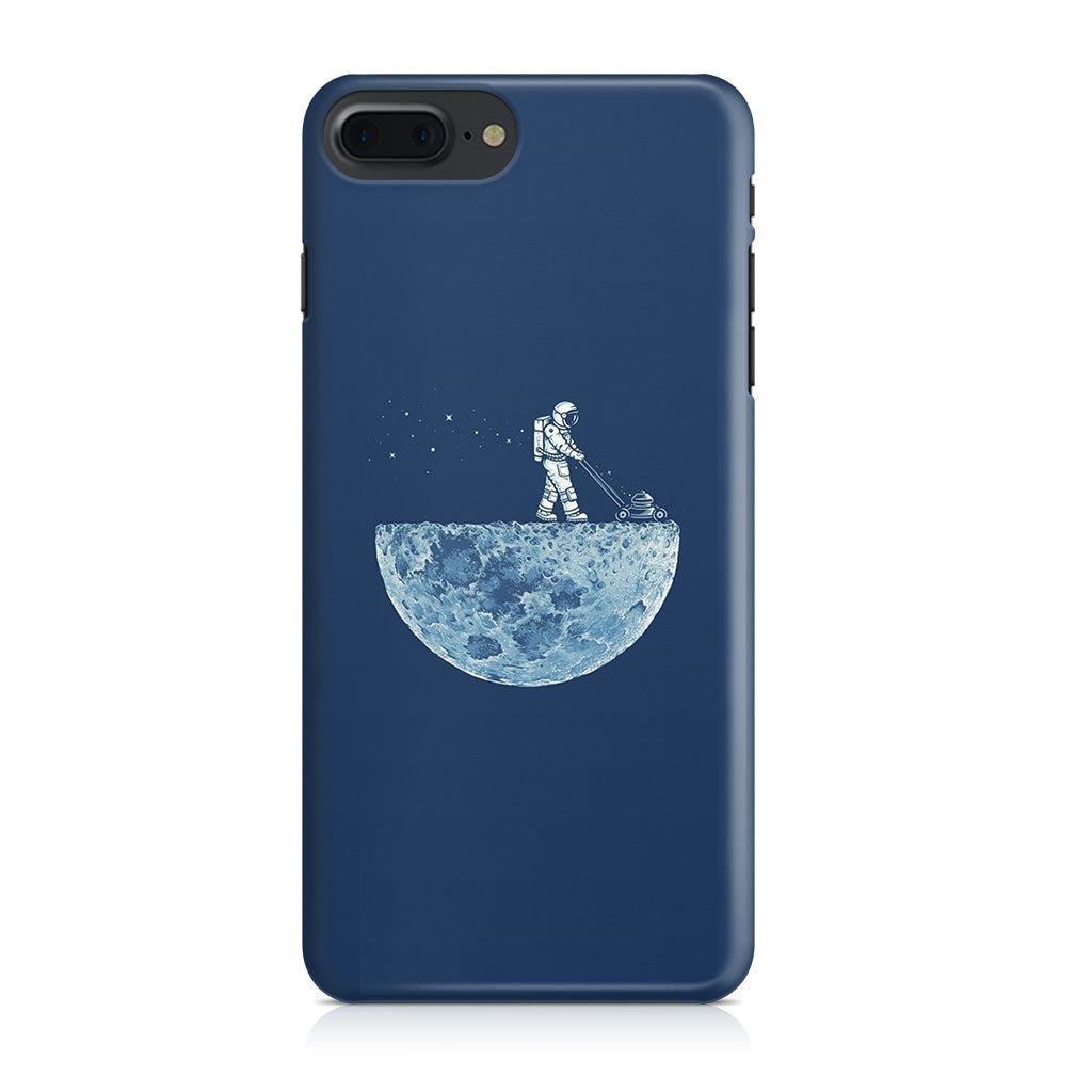 Astronaut Mowing The Moon iPhone 7 Plus Case