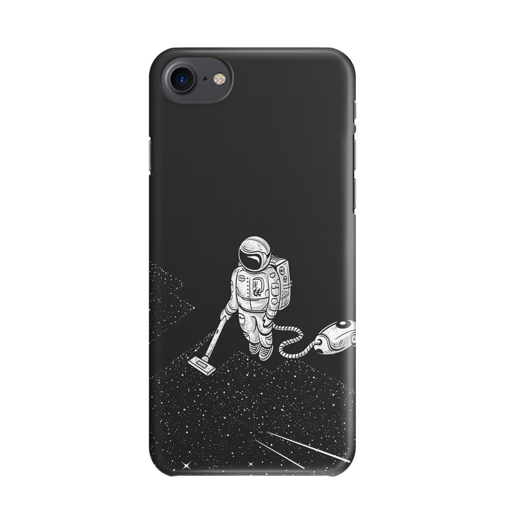 Space Cleaner iPhone 7 Case