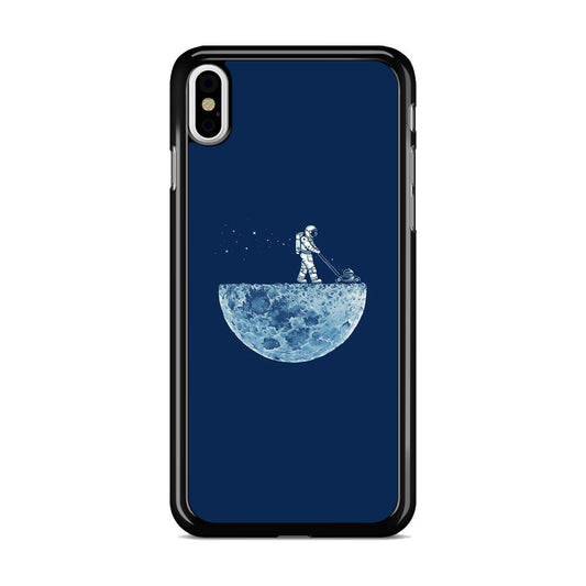 Astronaut Mowing The Moon iPhone X / XS / XS Max Case
