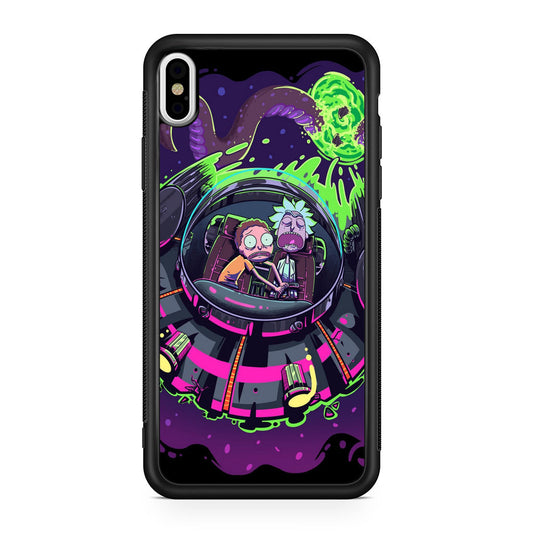 Rick And Morty Spaceship iPhone X / XS / XS Max Case