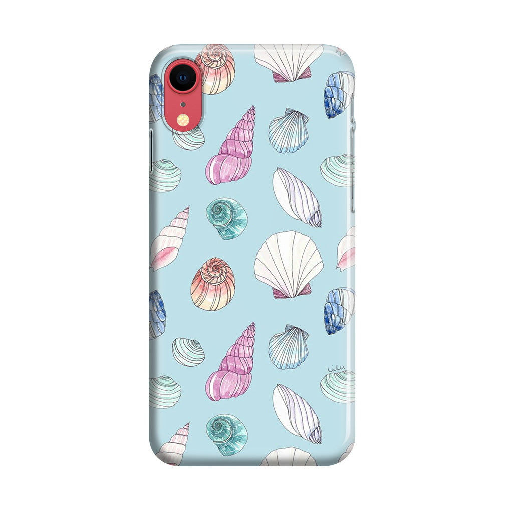 Beach Shells Pattern iPhone XR Case