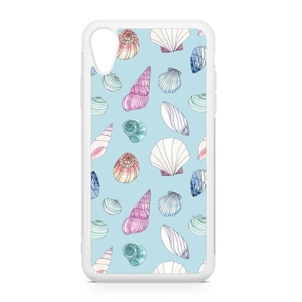 Beach Shells Pattern iPhone XR Case